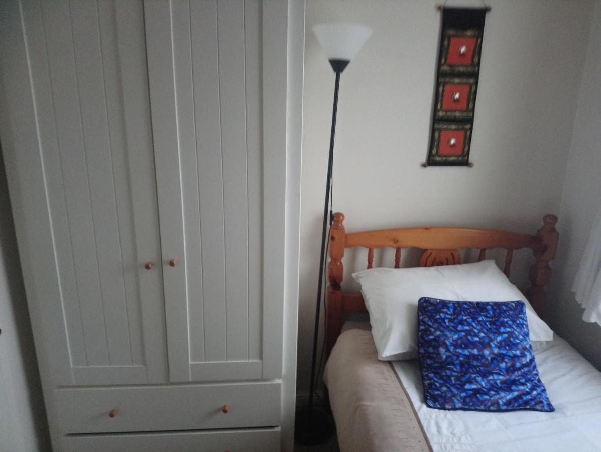 Homely Haven, Ντανφέρμλιν Εξωτερικό φωτογραφία