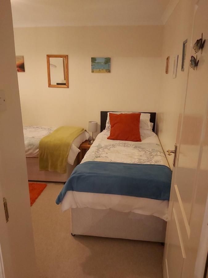 Homely Haven, Ντανφέρμλιν Εξωτερικό φωτογραφία